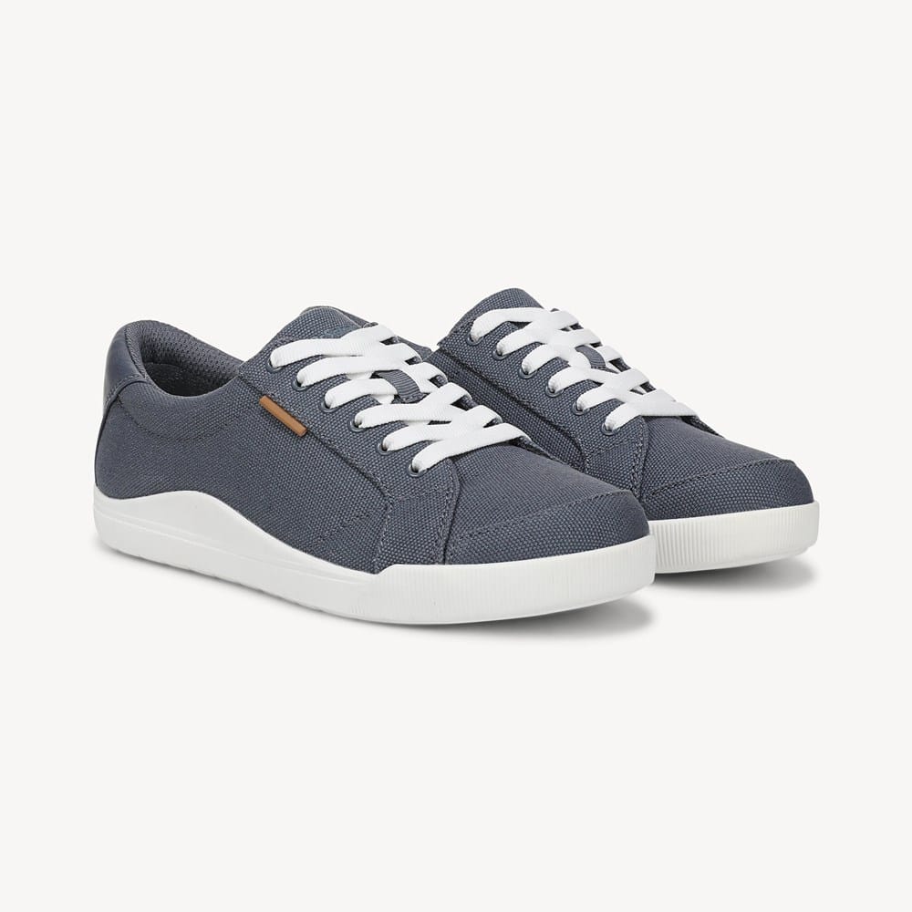 Women's Be Bright Sneaker