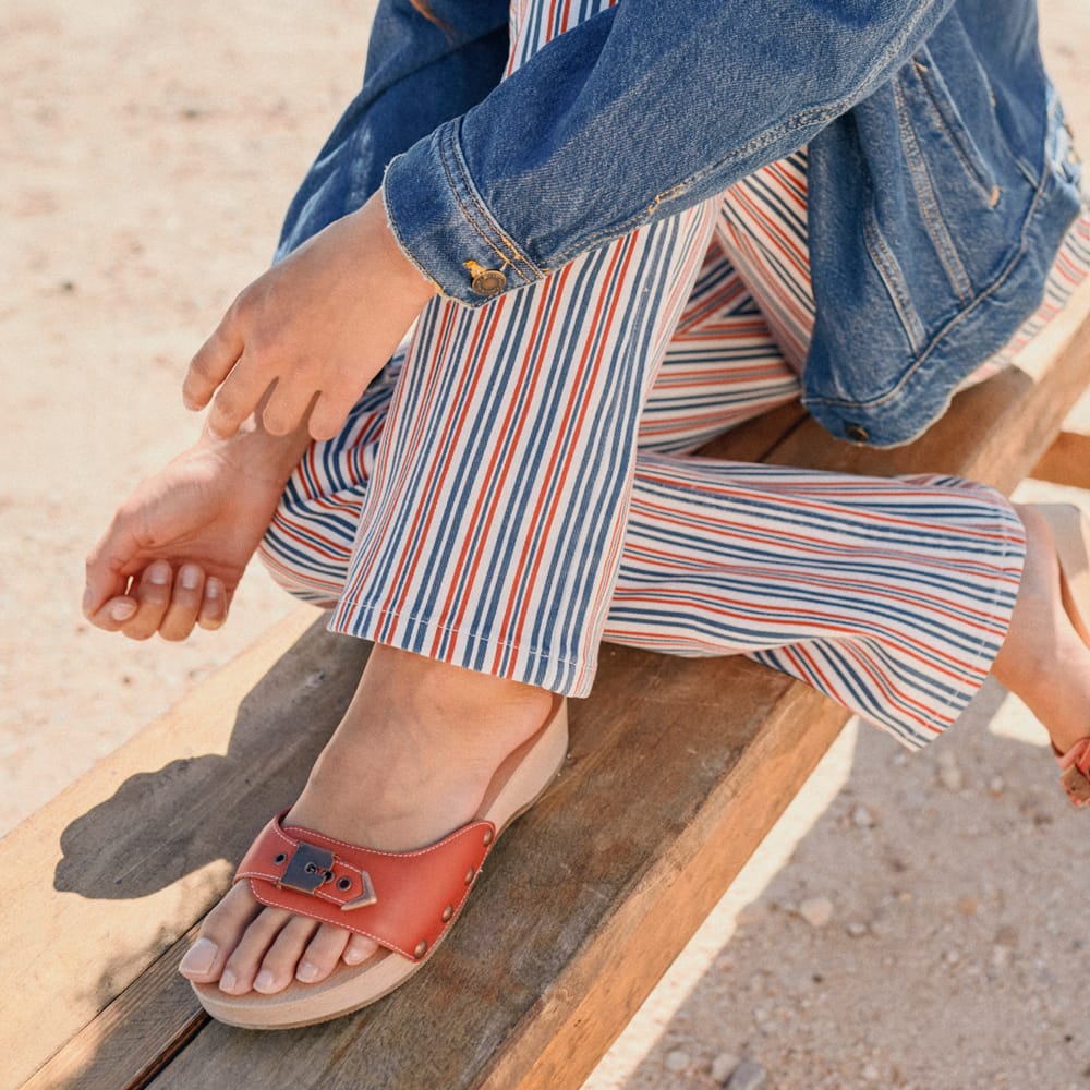 Women's Dr. Scholl's x Wrangler Original Wrangler Sandal - Image 2
