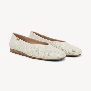 Women's Violet Ballet Flat