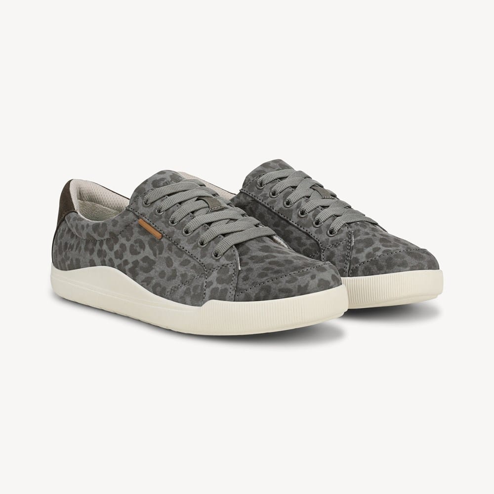 Women's Be Bright Sneaker