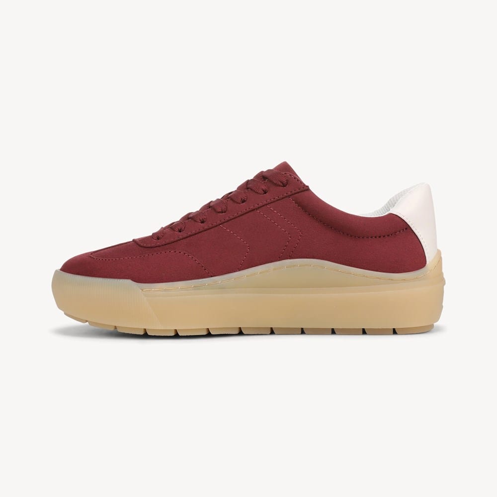 Women's Time Off Win Lace Sneaker - Image 4