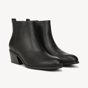 Women's Lacey Ankle Bootie