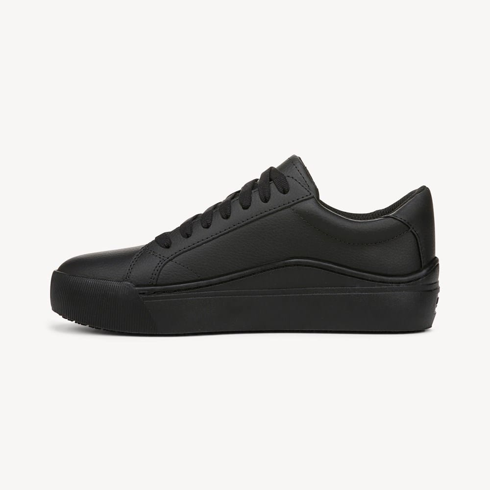 Women's Time On Slip Resistant Work Sneaker - Image 4