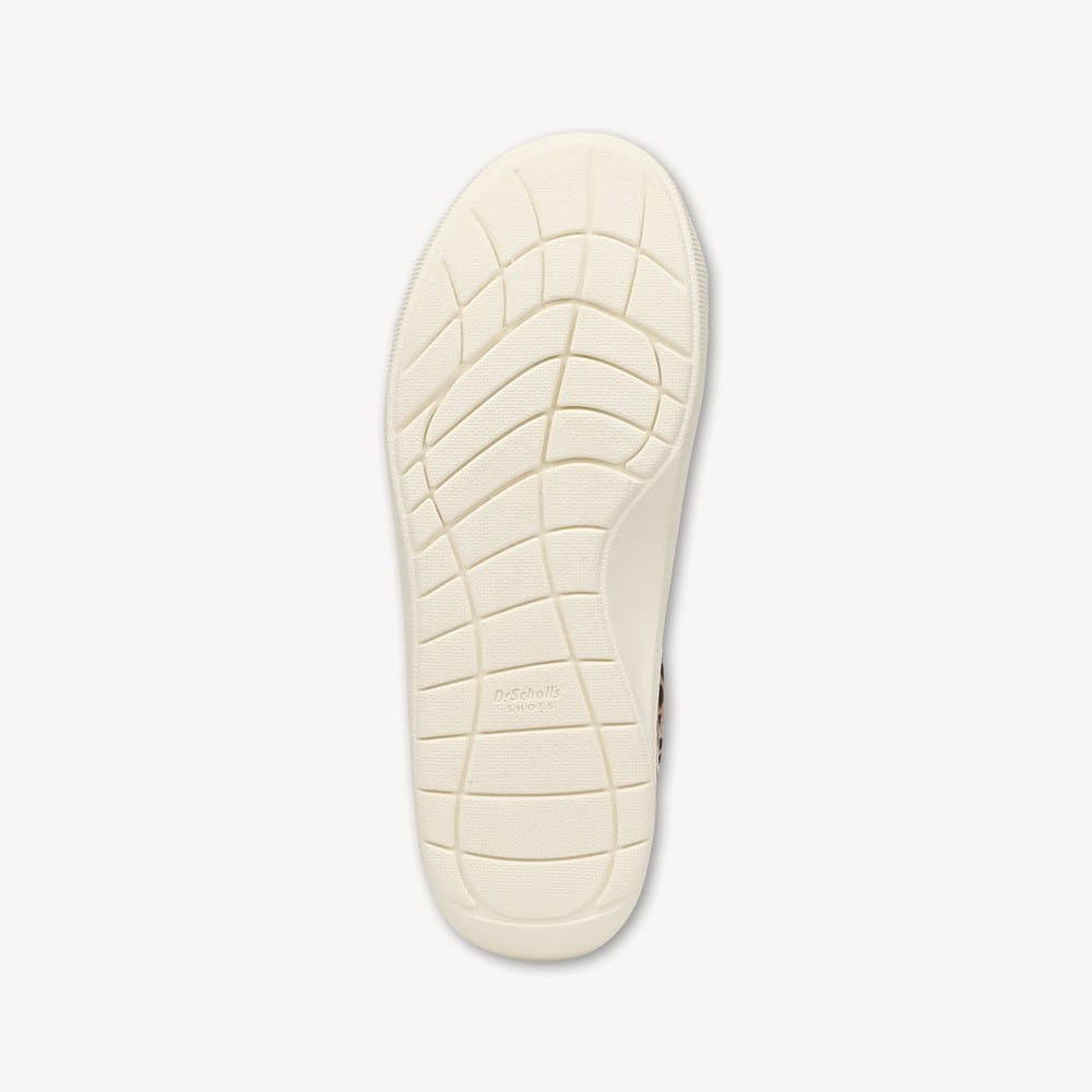 Women's Be Bright Sneaker - Image 9