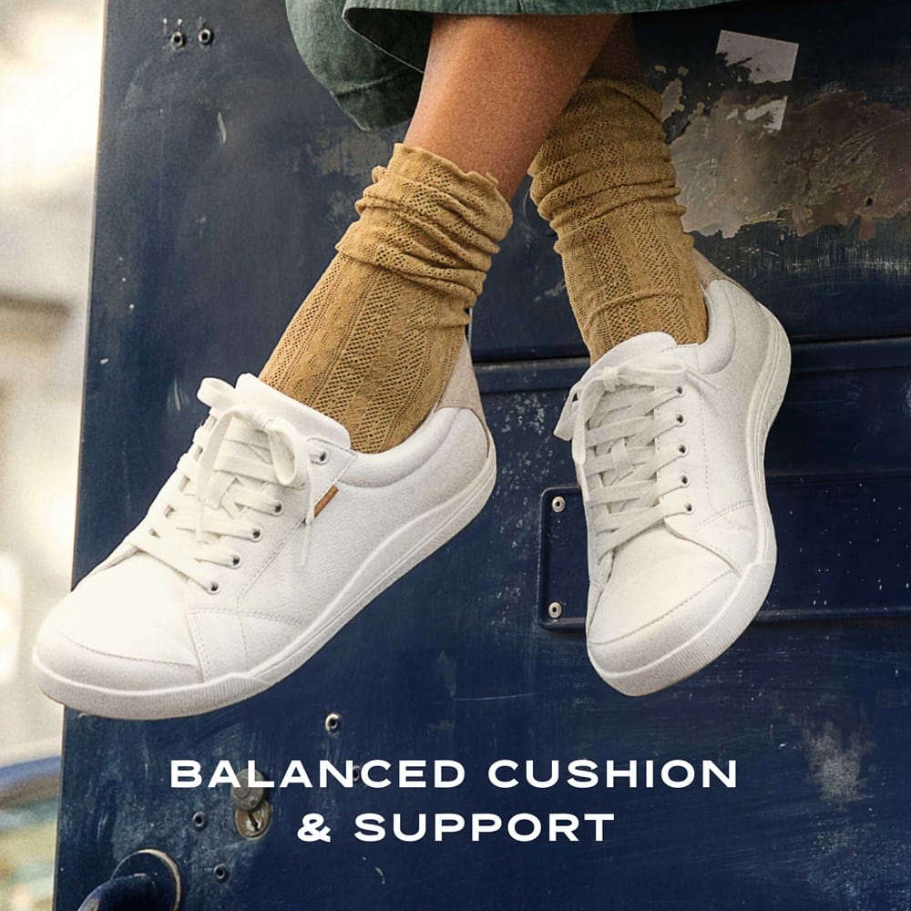 Women's Be Bright Sneaker - Image 2