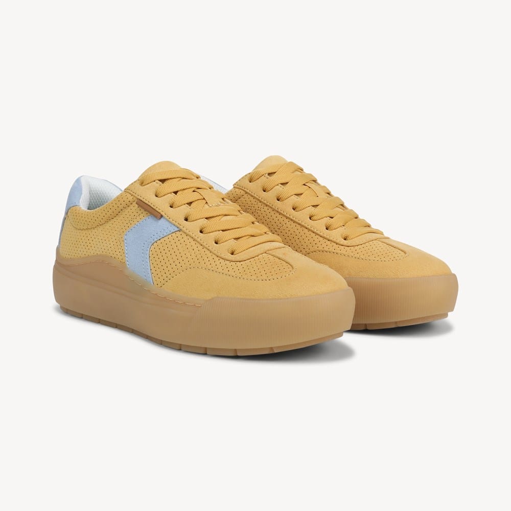 Women's Time Off Win Lace Sneaker