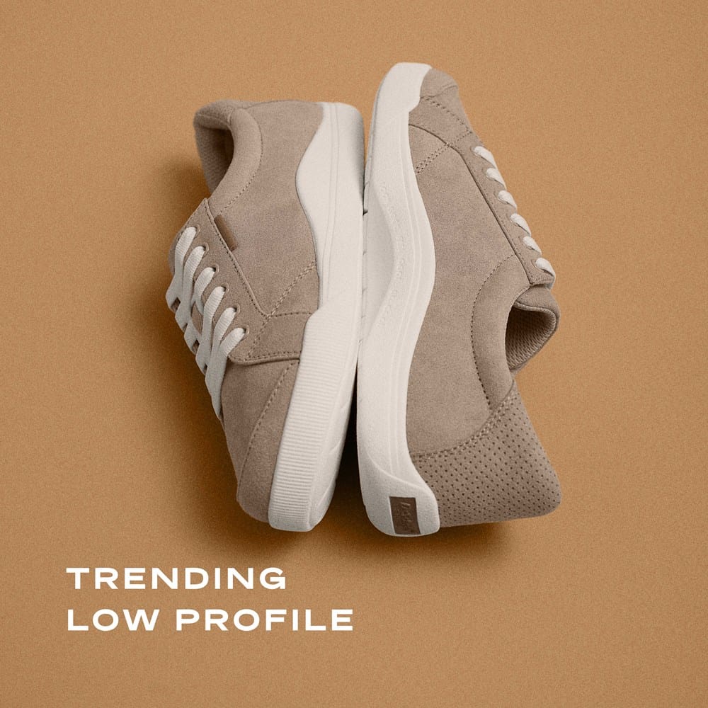 Women's Be Bright Sneaker - Image 11